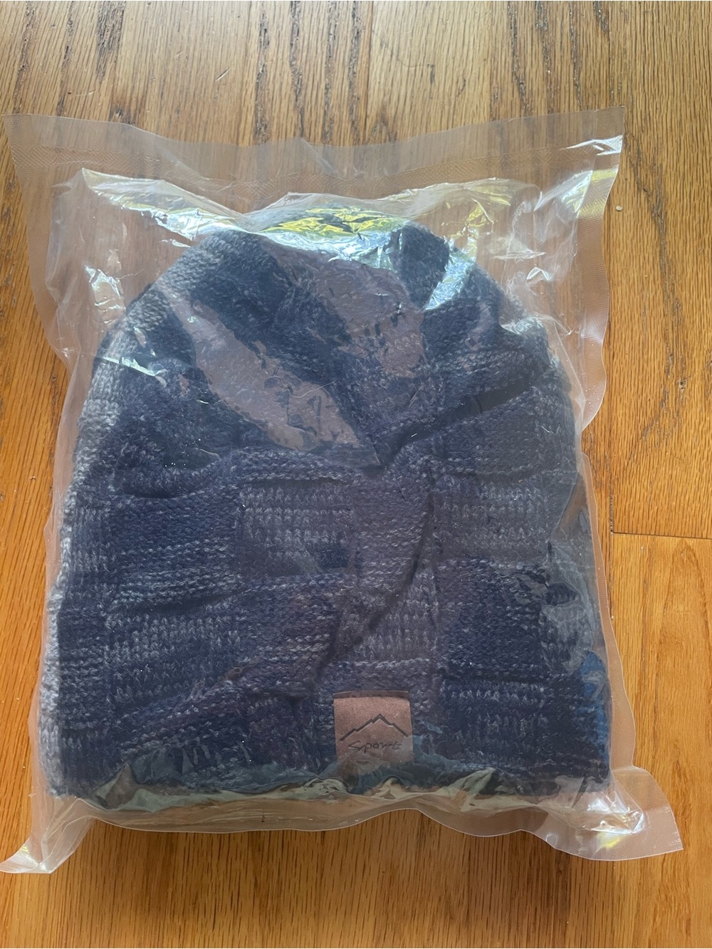 NWT Set of 3 kids knitted warm beanie hats: black, gray, navy